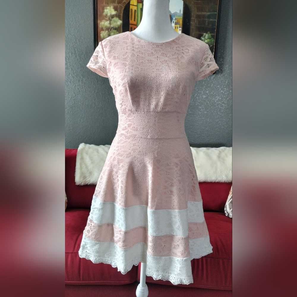 Tweeze Me Size 3/4 Pink and White